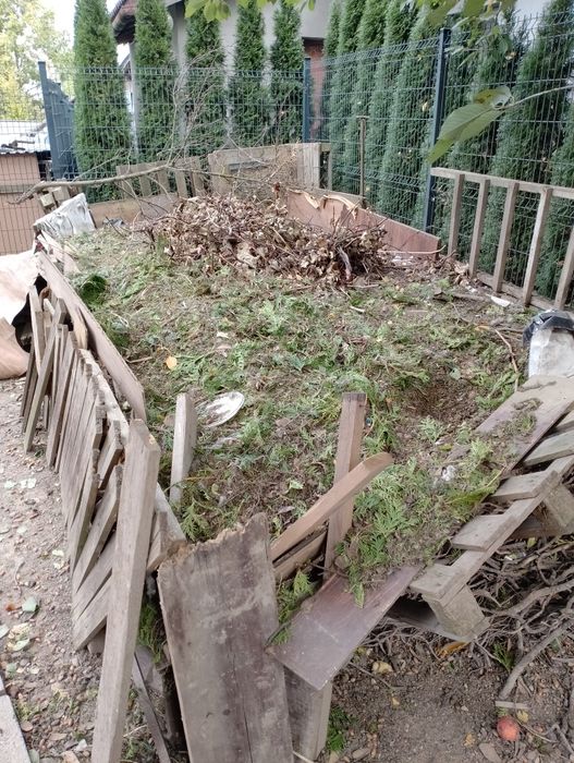 Mieszanina trawa gałęzie popiół