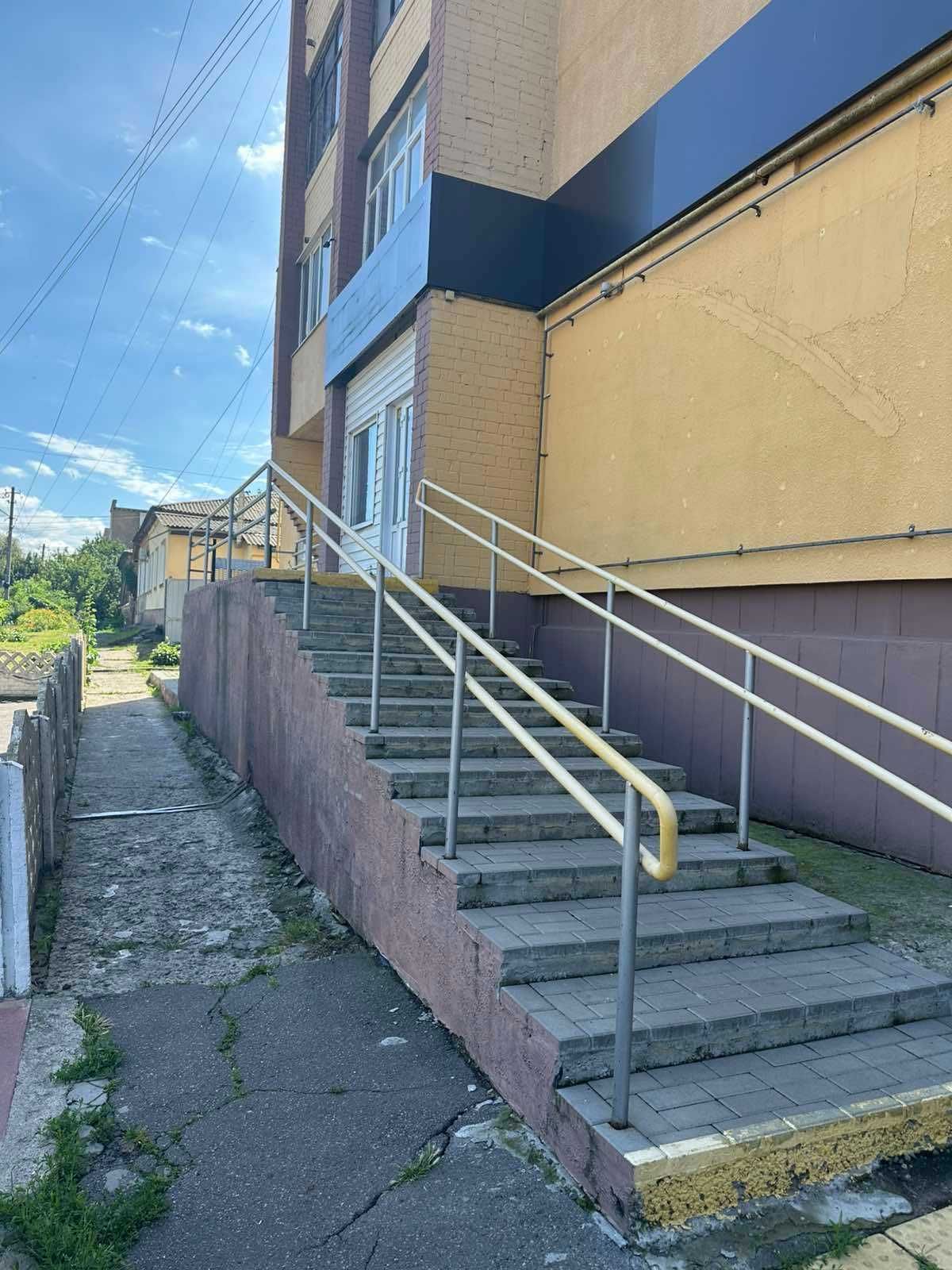Пропонуємо в оренду комерційне приміщення 81 м², центр міста Прилуки