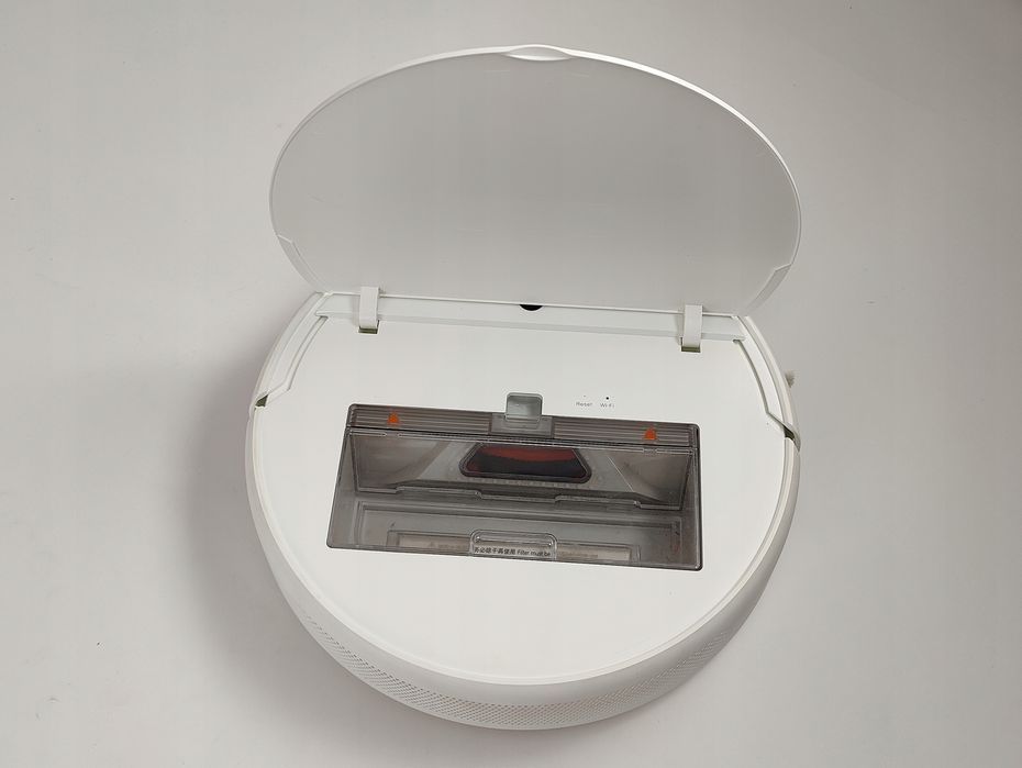 Robot sprzątający Xiaomi Mi Robot Vacuum-Mop Essential - biały