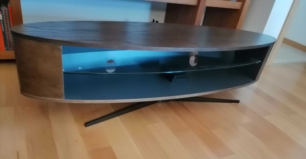 Móvel tv & multimédia de design. Excelente estado.