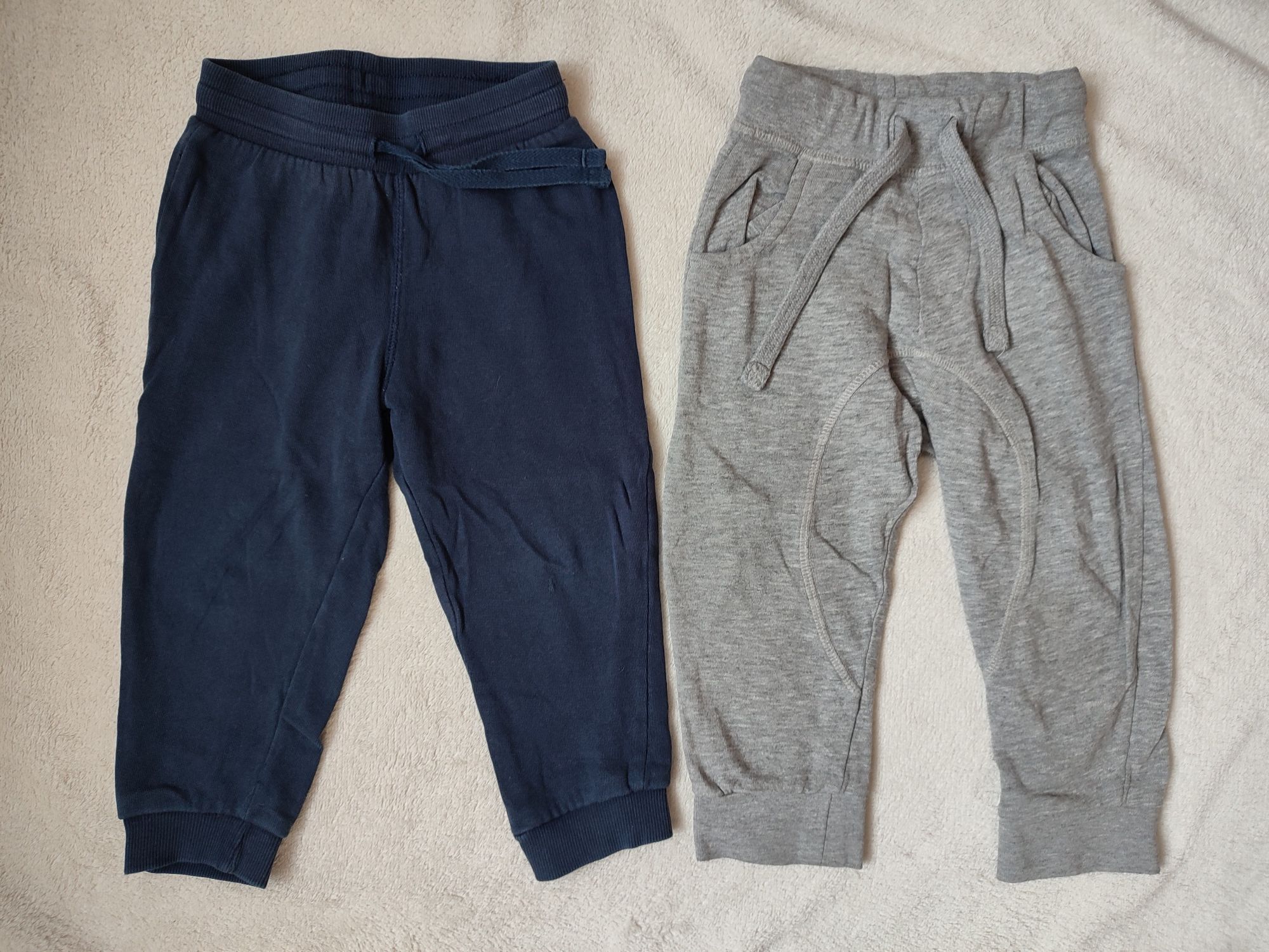 Zestaw paka spodnie bluzki bluza 80 86