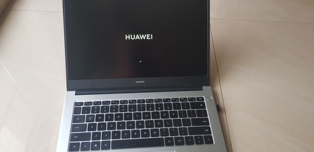 Laptop Huawei MateBook D14"