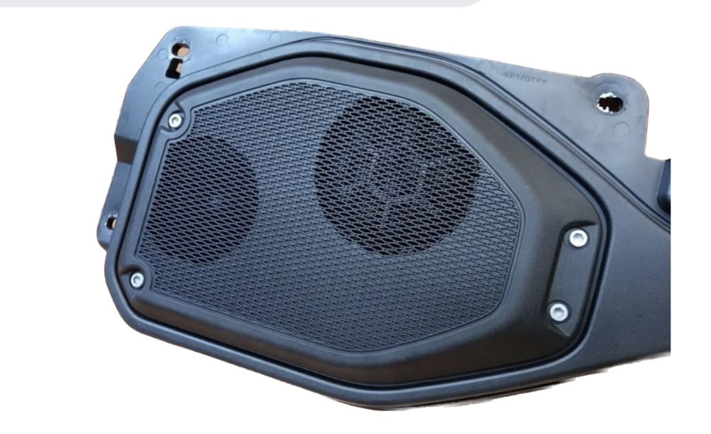 Głośnik subwoofer Jeep wrangler JL