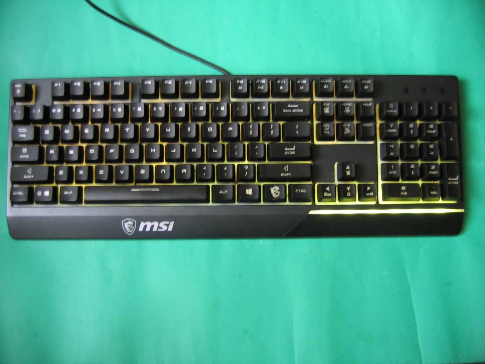 Podświetlana klawiatura MSI VIGOR GK30 - Super stan - 7 kolorów