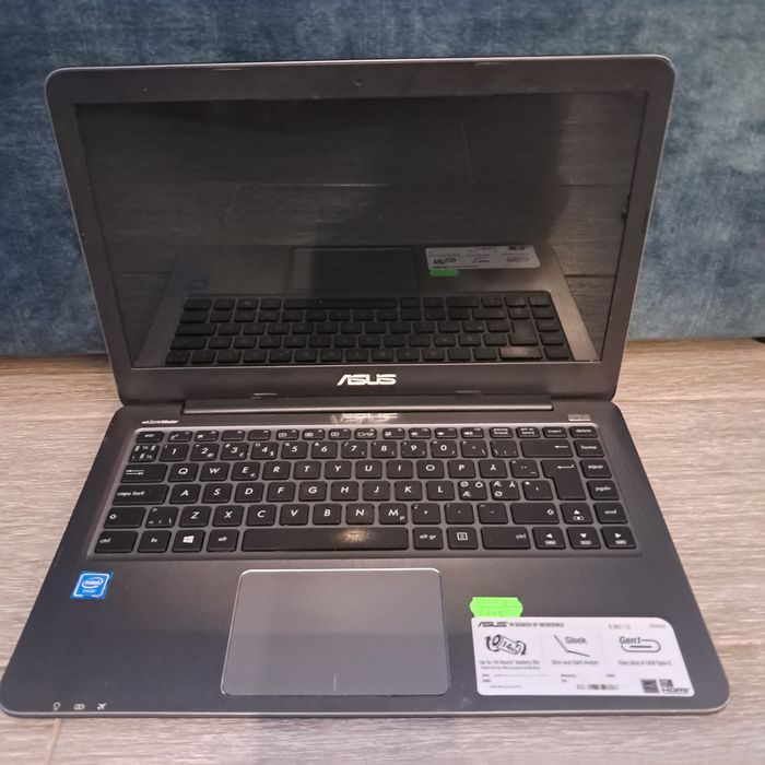 Продам ноутбук Asus E403S