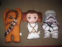 3 Peluches "Star Wars" Novos e com Etiqueta!