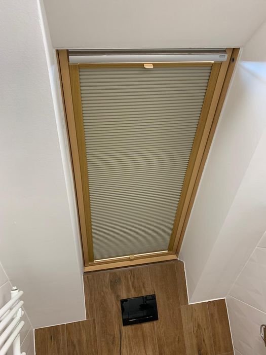 Plisa dachowa blackout  kolor brązowy