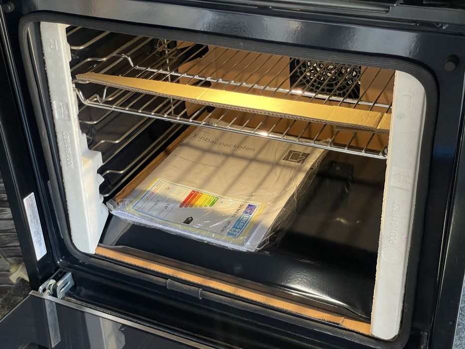 Нова!2025 рік!Топова Духова шафа з пароваркою Siemens HR776G1B1