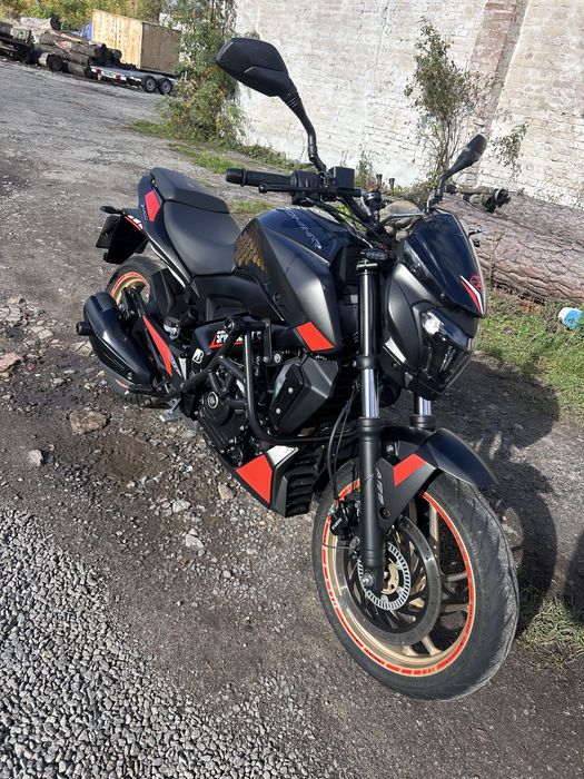 Bajaj dominar 400