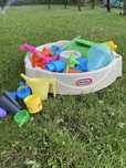 Stolik wodny little tikes fabryka fontann