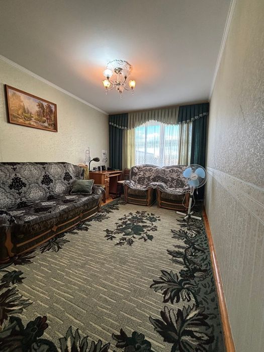 Продам квартиру в центрі міста Шептицький.