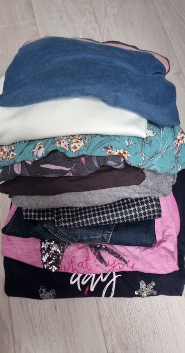 Zestaw ubran damskich r.40 L