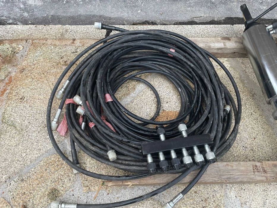 Equipamento para quebrar rocha (DARDA)