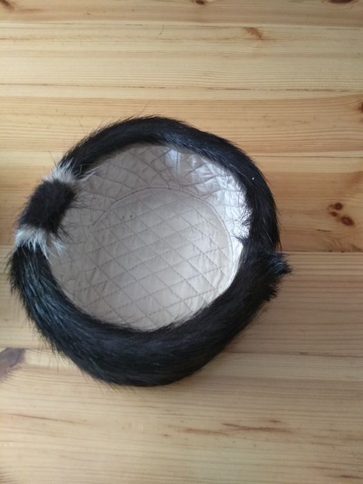 Toczek beret z nutri i norki lata 70/80