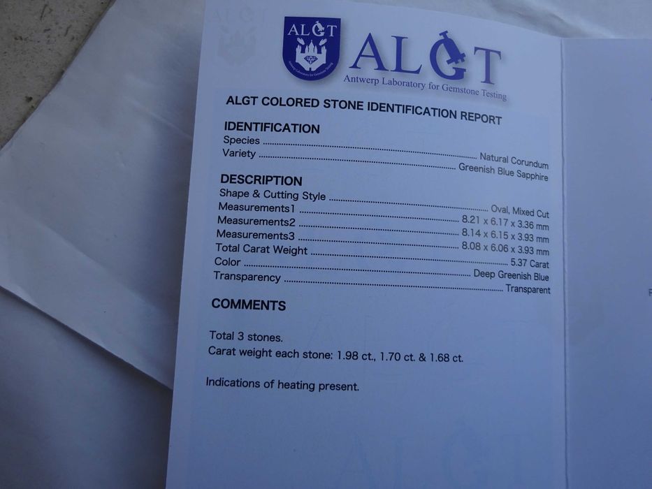 Safiras azul esverdeadas