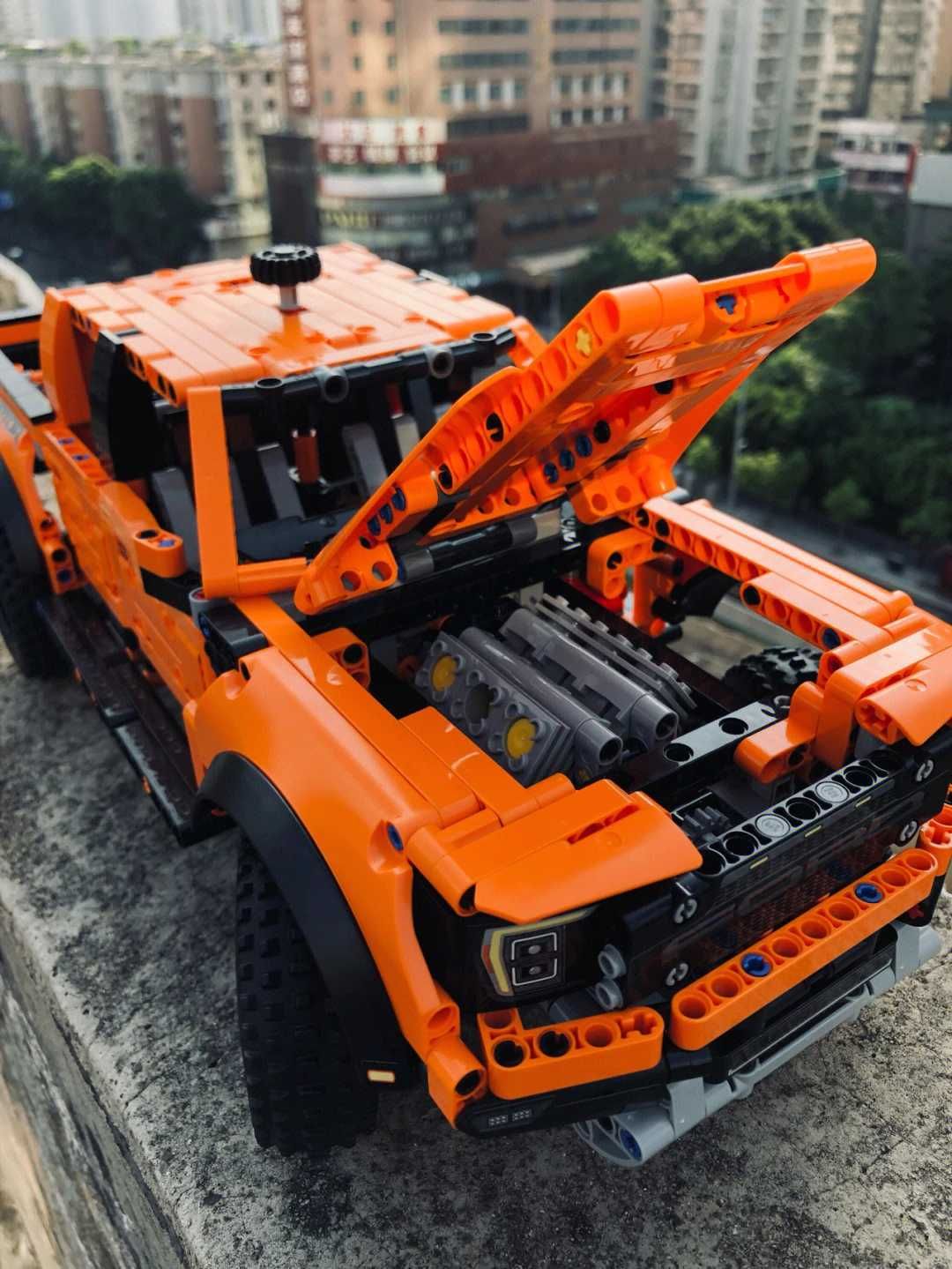 Ford F-150 Raptor, 42126 - Klocki Lepin Technic + GRATIS