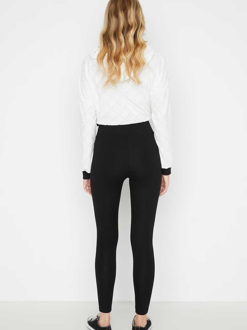 Trendyol Czarne legginsy dzianinowe z wysokim stanem rozmiar S
