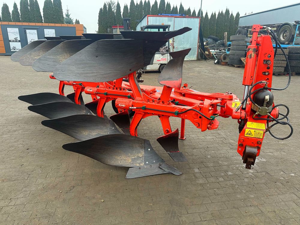 Pług obrotowy Kuhn  Master 120 4 skibowy SUPER STAN