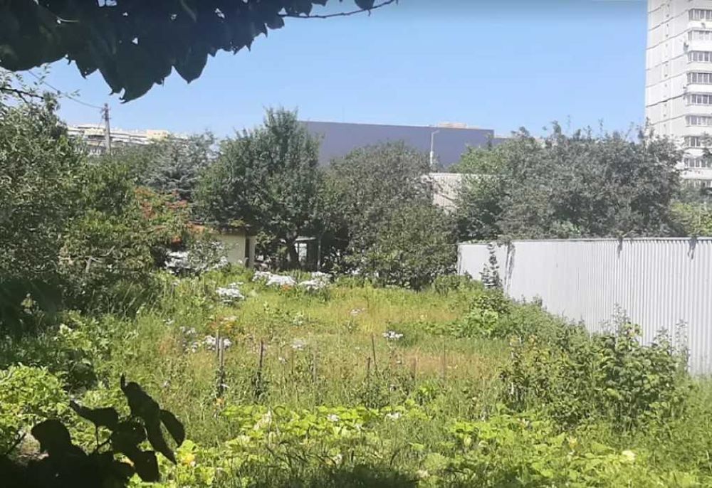 Фасад 10 сот офіс ТЦ бізнес Осіння Булаховського Біличі Академмістечко