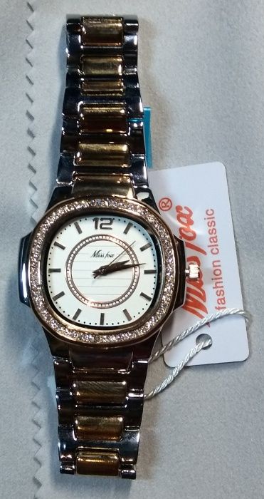Годинник жіночий, кварцовий з діамантом Miss Fox Patek