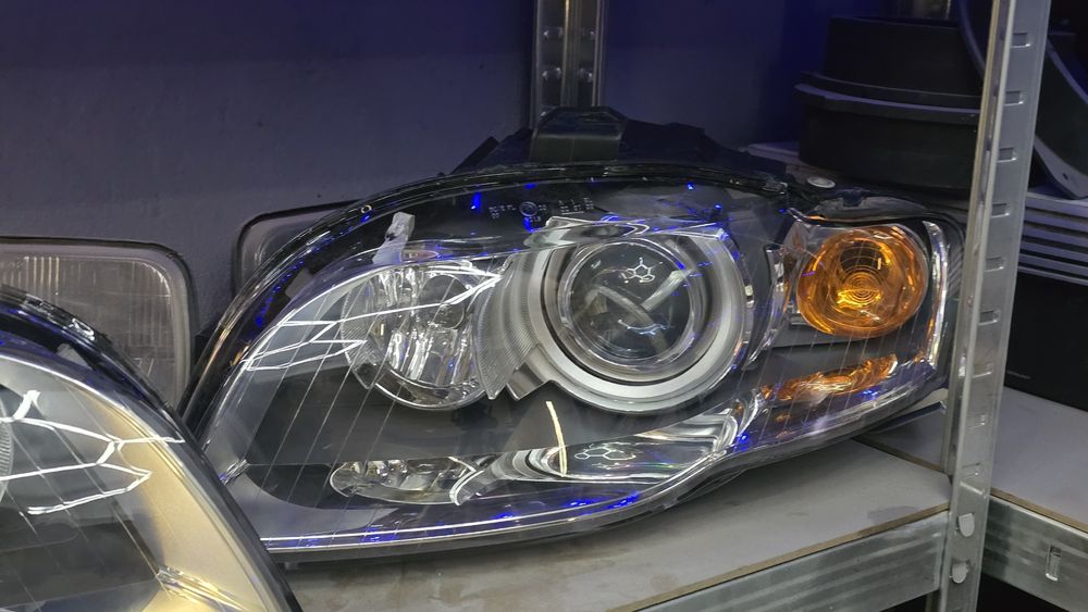 Reflektory Audi A4 B7 bixenon lampy xenon nie skrętne