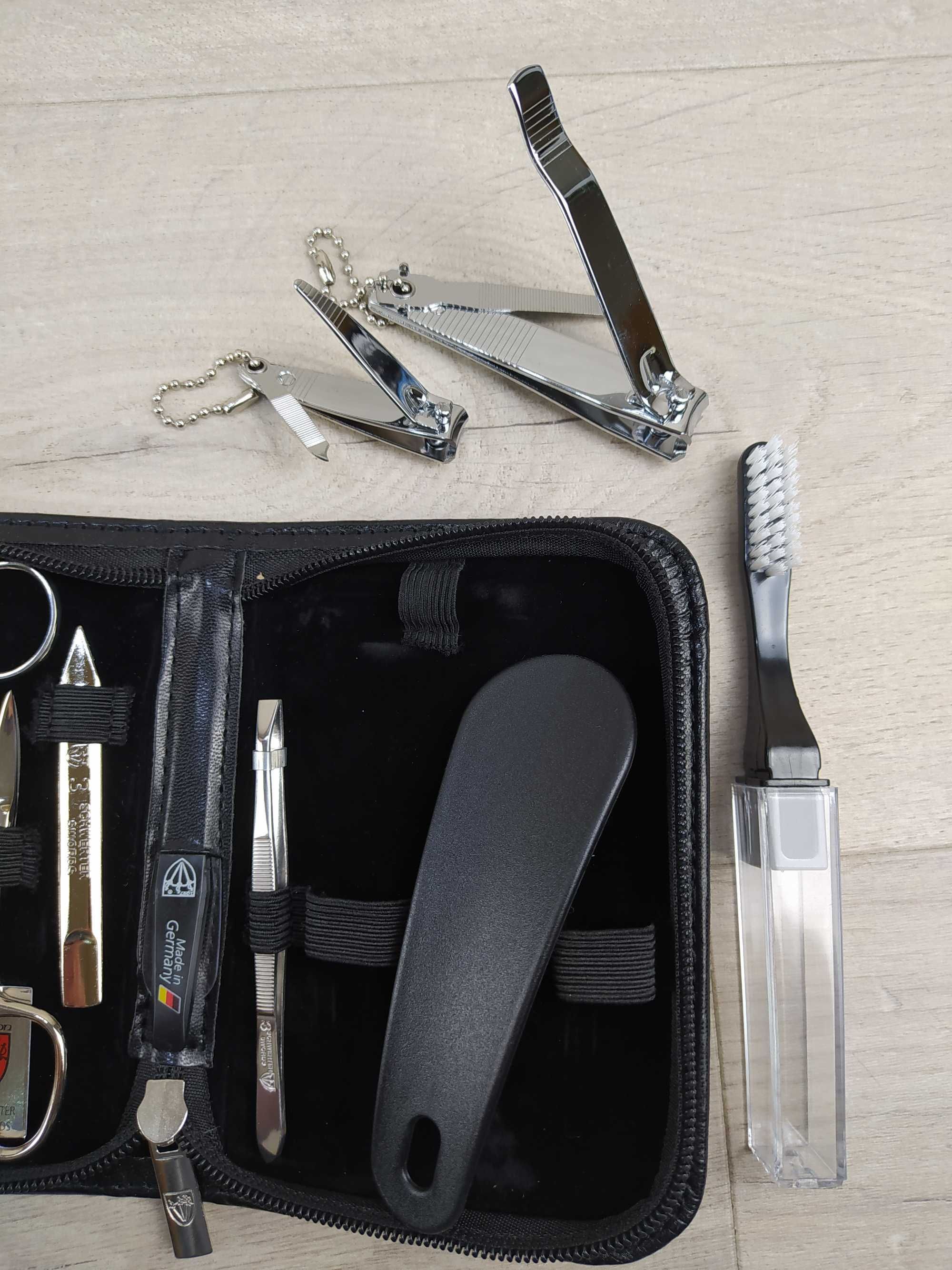 DREI SCHWERTER MONZA 10-elementowy Zestaw do manicure w etui OPIS