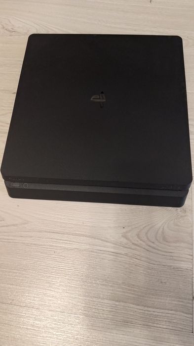 Play stadion 4 500 GB