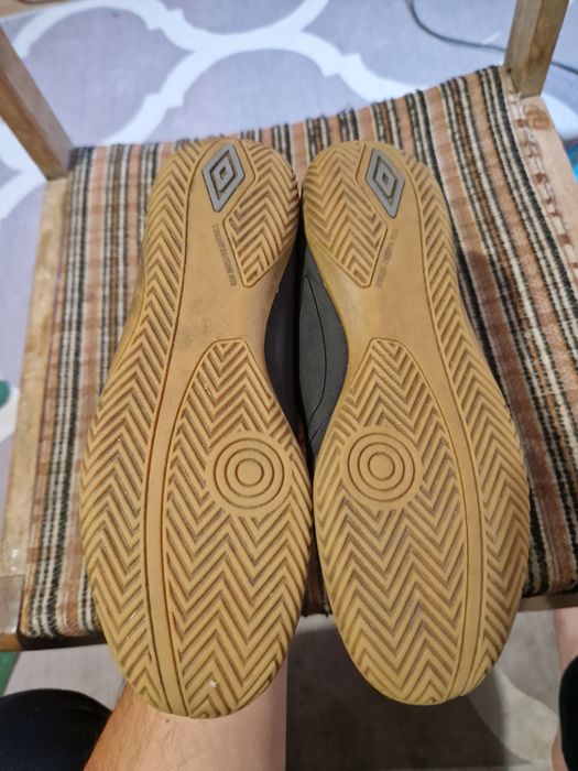 Halówki umbro r 36