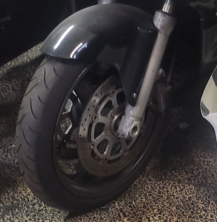 Susuki gsxr 600 srad jante com discos