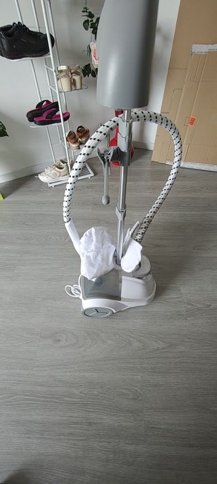 SILVERCTEST. Ferro de passar. Ideal para tarefas de limpeza pesada.