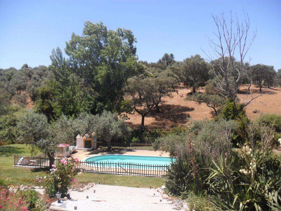 Aluguer de casa férias (Monte) no Alentejo com piscina perto barragem