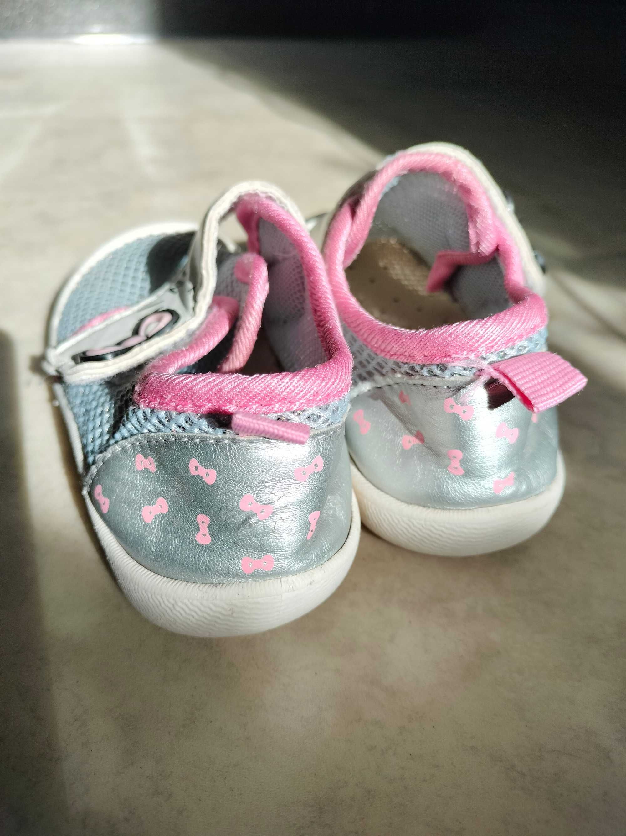 Взуття на дiвчинку, тапочки, обувь 30-140 грн
