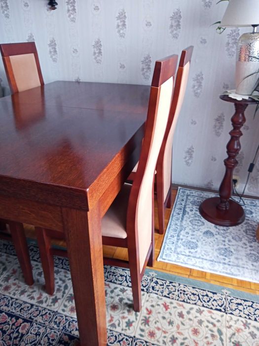 Stół dębowy - stan bardzo dobry - odbiór osobisty