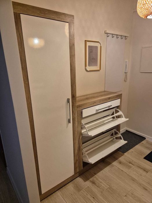 Komplet mebli do przedpokoju