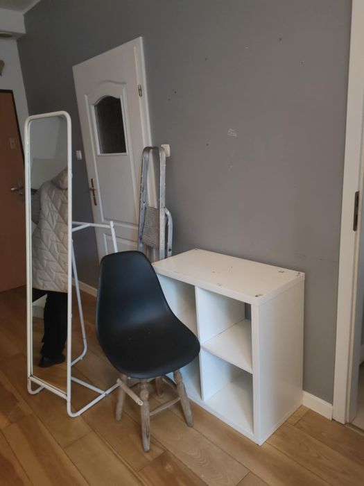 Lusto,półka i krzesło Reda