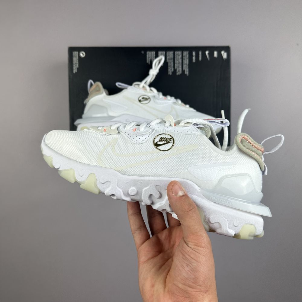 Кросівки Nike React Vision White/Gold