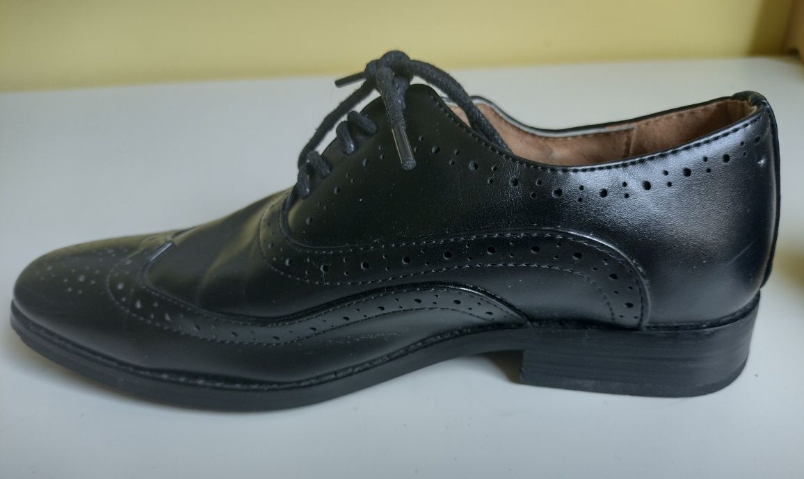 Skórzane eleganckie oxfordki buty chłopięce, Goor, r.34