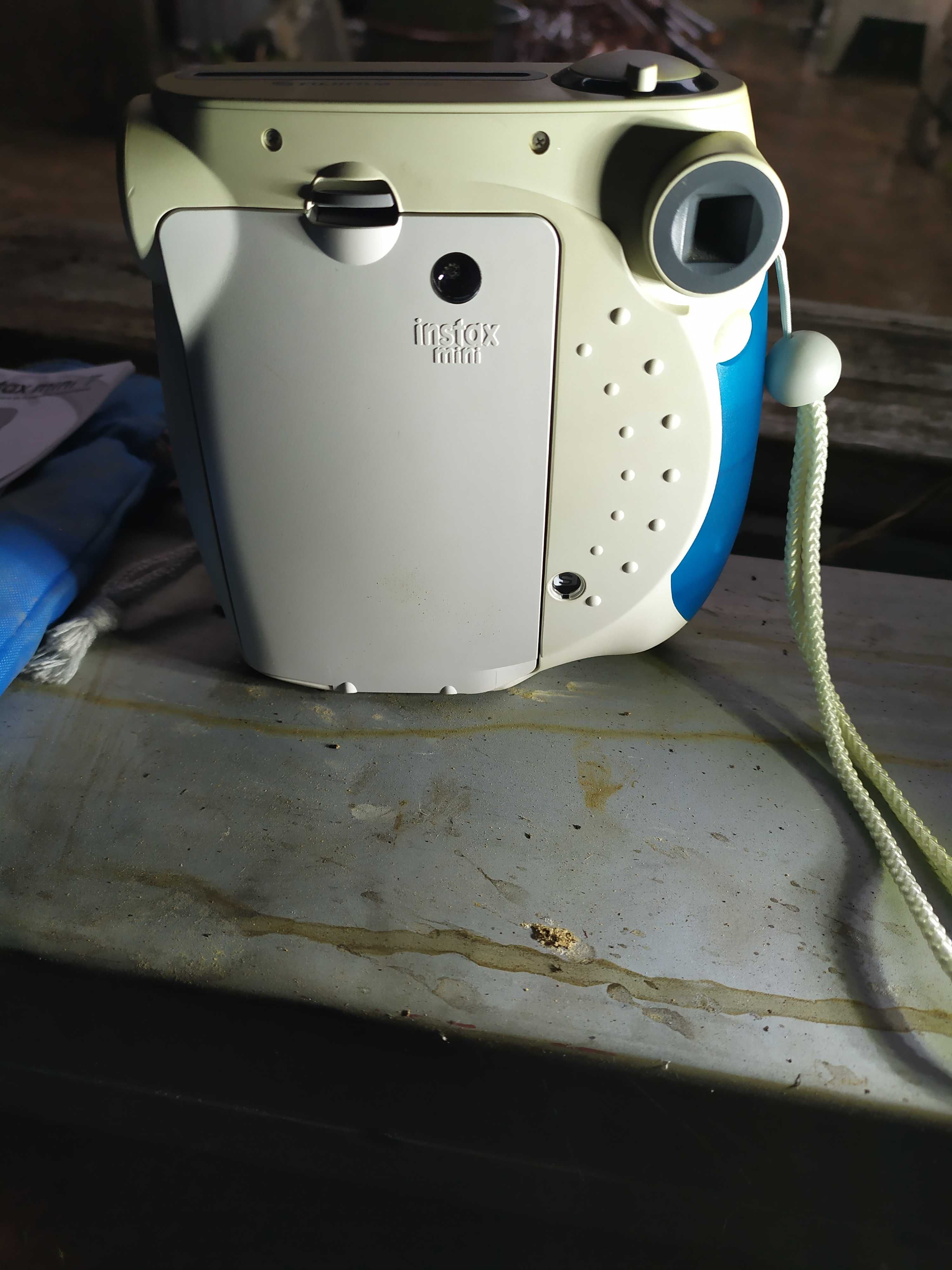 Instax Mini 7 instantânea