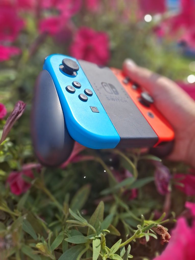 Nintendo switch czerwononiebieskie z gta 3,sanandreas,vice city,fifa23
