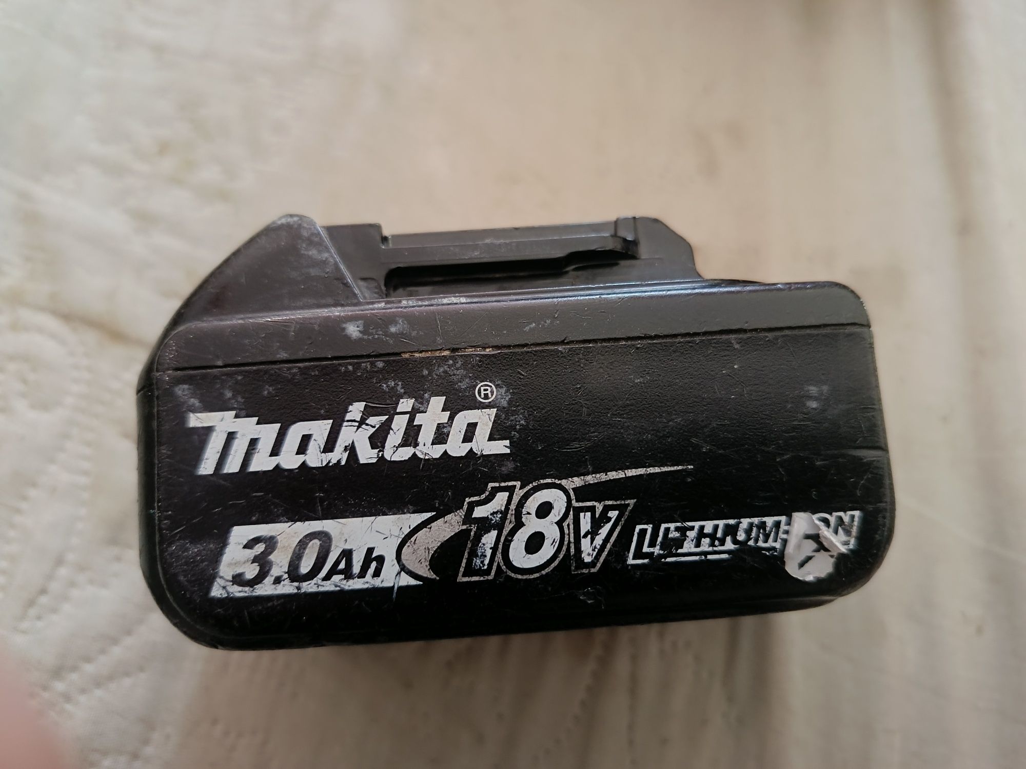 Wiertarko-wkrętarka Makita LXT 18 V 2 x 1,5 Ah
