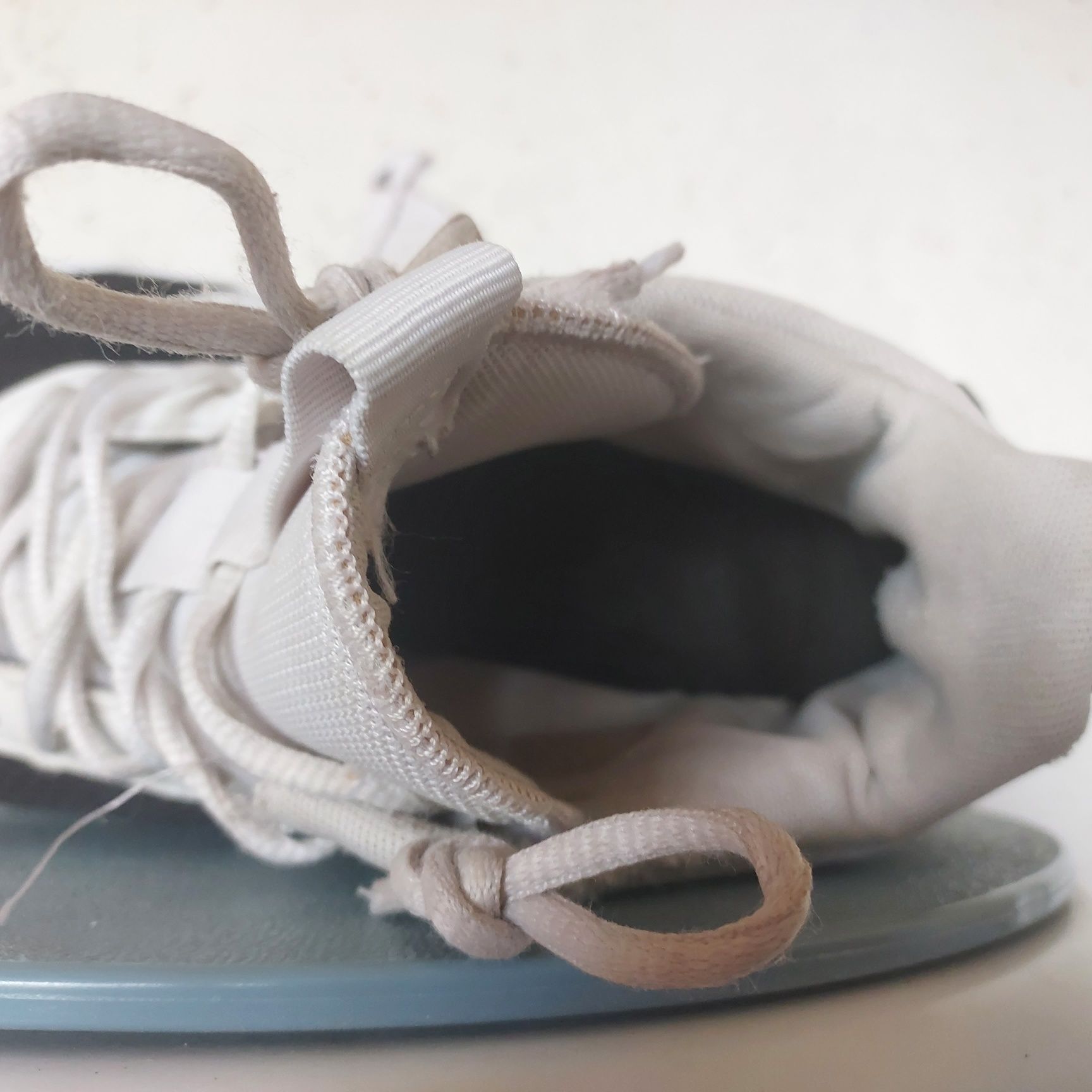 ADIDAS lightmontain 42,2/3