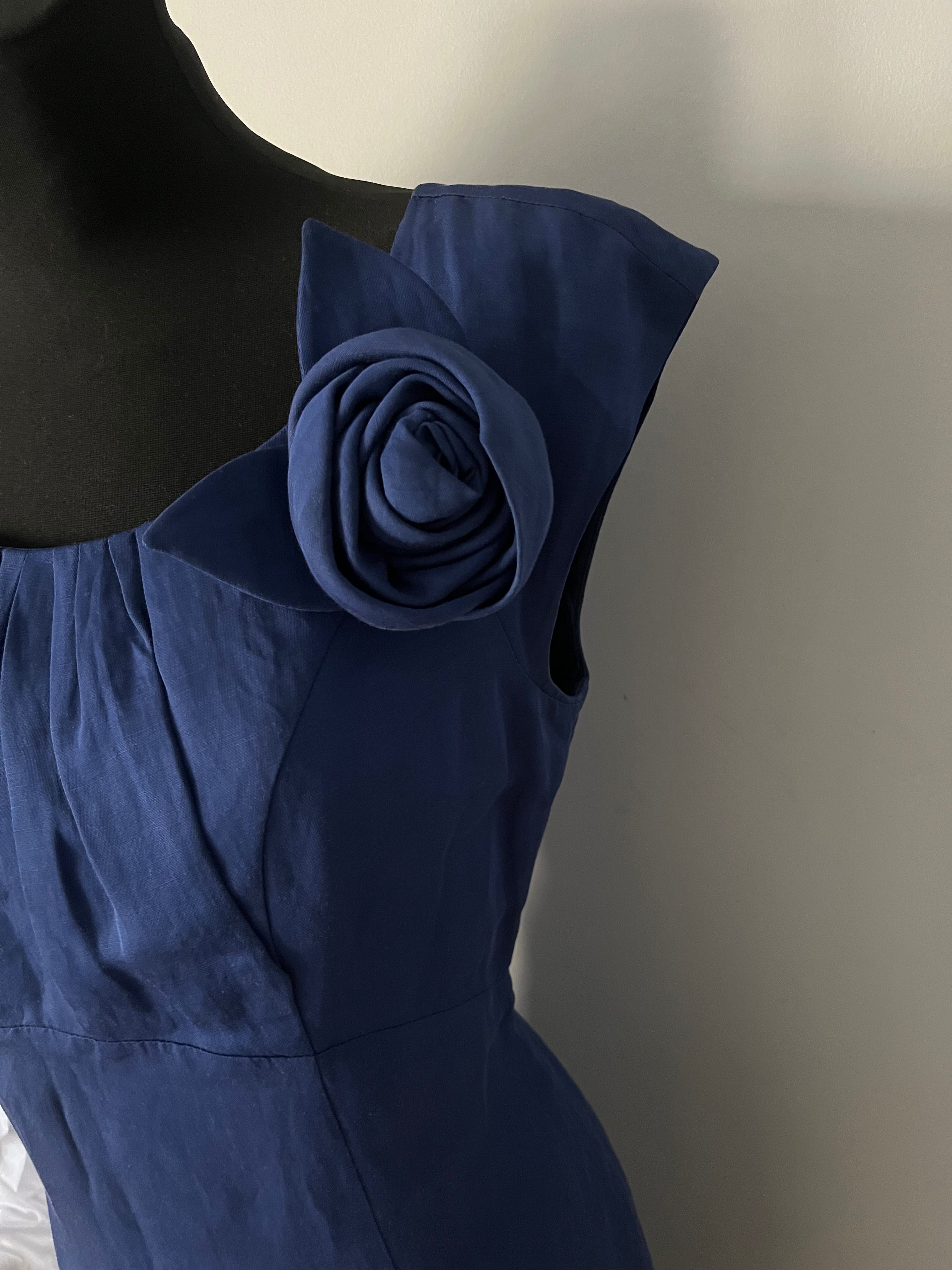 Solar elegancka sukienka broszka kwiat z lnem roz.36/S