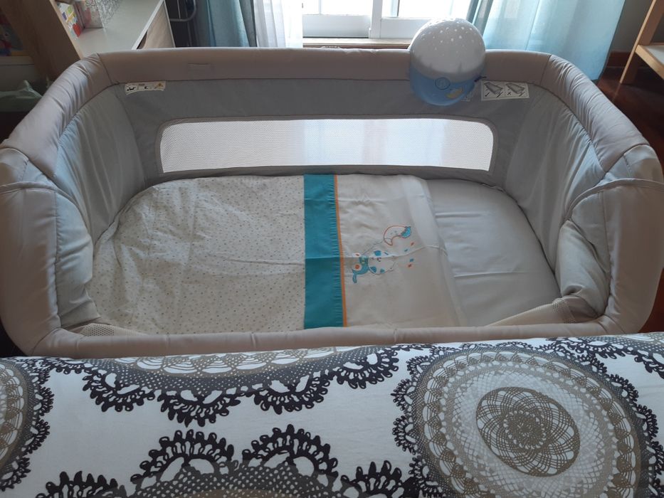 Next to me + Roupa de cama + Luz presença