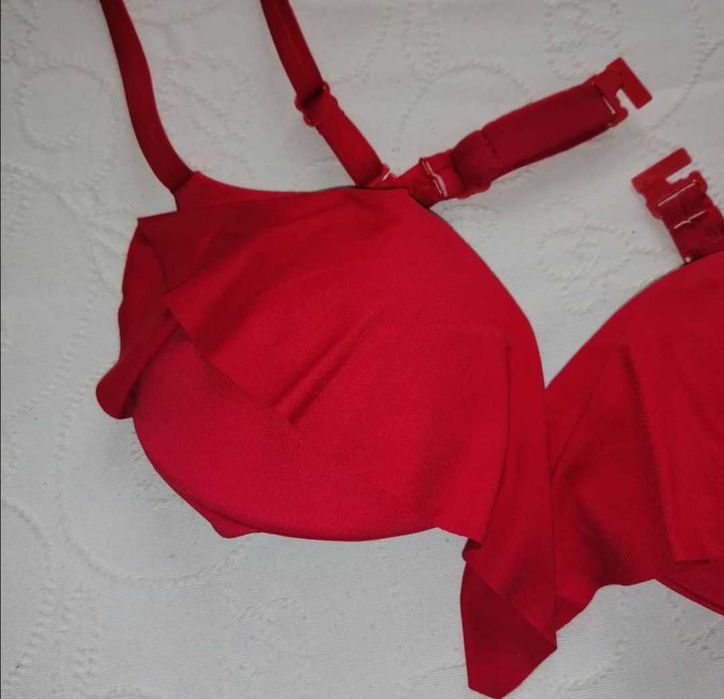 Vários Bikinis parte de cima Calzedonia