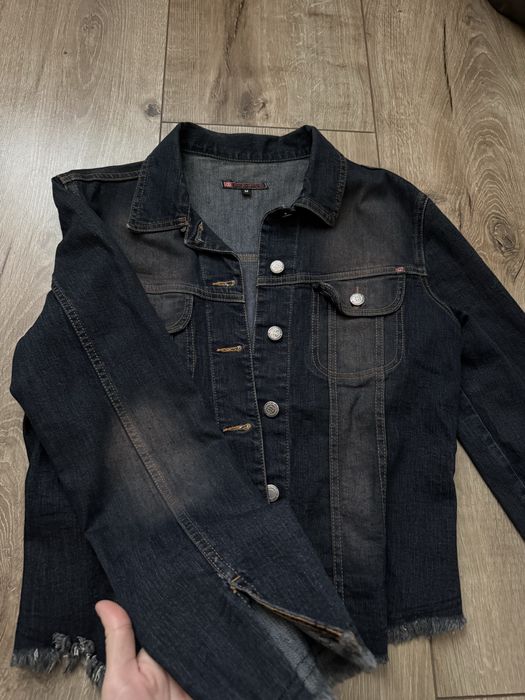 Джинсовый пиджак размера М