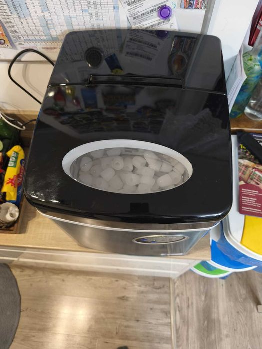 Kostkarka do lodu Hendi Arktic 15 kg