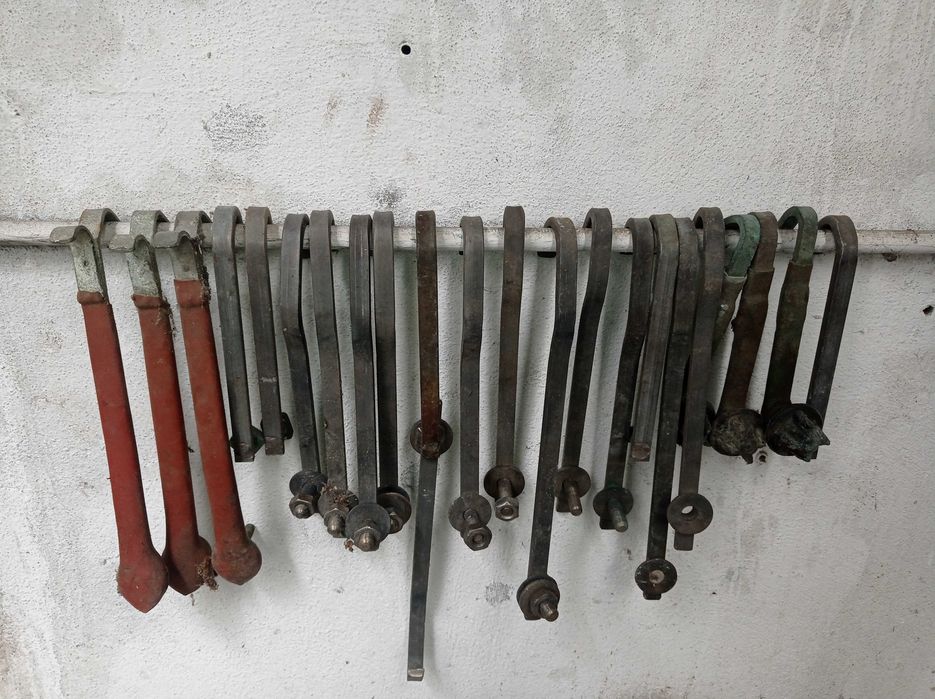 Suspensões para galvanoplastia