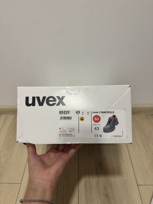 Нове Чоловіче взуття з професійним захистом,доступні й інші розміри