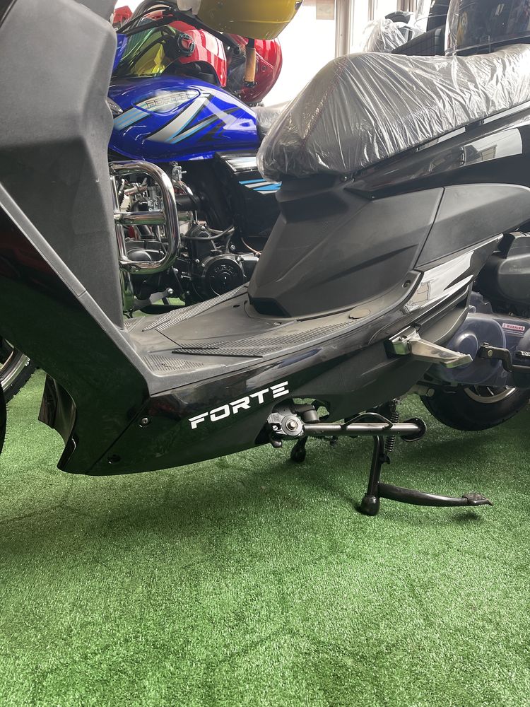 Скутер Forte Jog 80cc