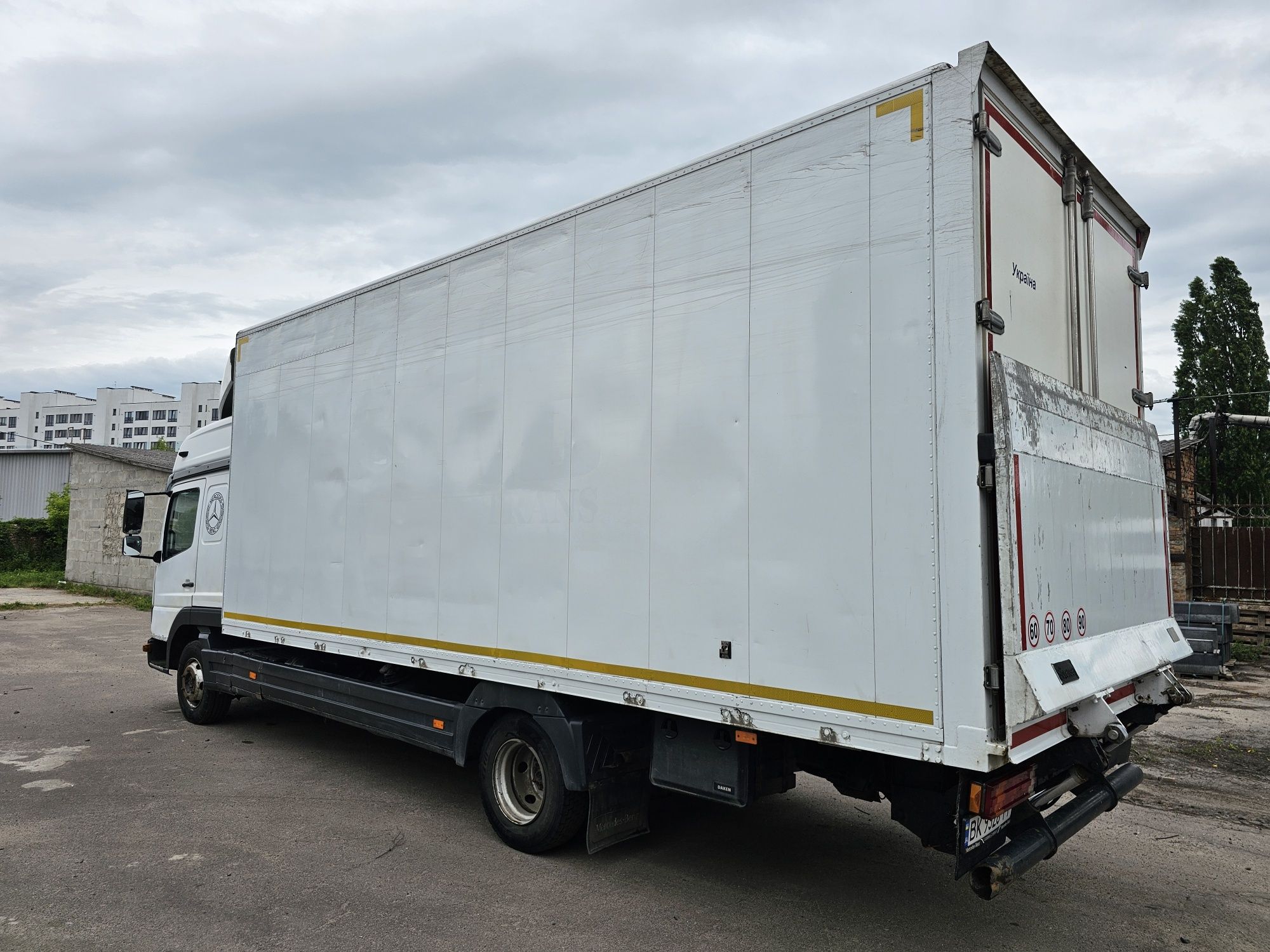Mercedes Atego 817d